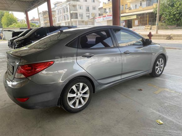 Galeriden Hyundai Accent Blue 1.6 CRDI Mode Plus 2015 Model Ankara