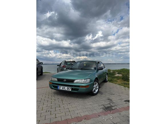 Sahibinden Değişensiz Temiz Toyota Corolla 1.6 GLi 1997 Model