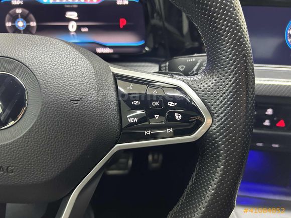 "FECDAR" 2021 MODEL GOLF 1.0 eTSI R-LiNE CAM TAVAN NARDO GRi