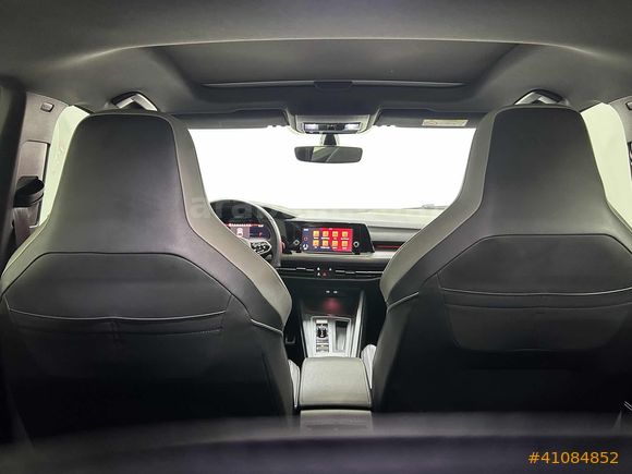 "FECDAR" 2021 MODEL GOLF 1.0 eTSI R-LiNE CAM TAVAN NARDO GRi