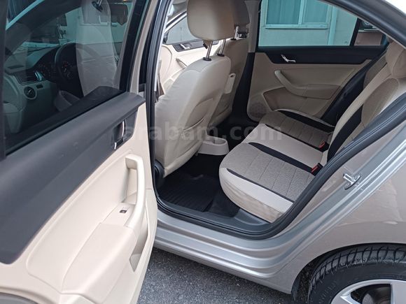 Sahibinden Skoda Rapid 1.6 TDI Elegance 2014 Model