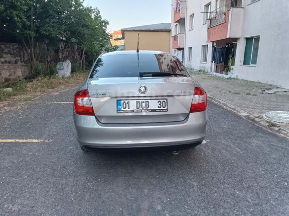 Sahibinden Skoda Rapid 1.6 TDI Elegance 2014 Model