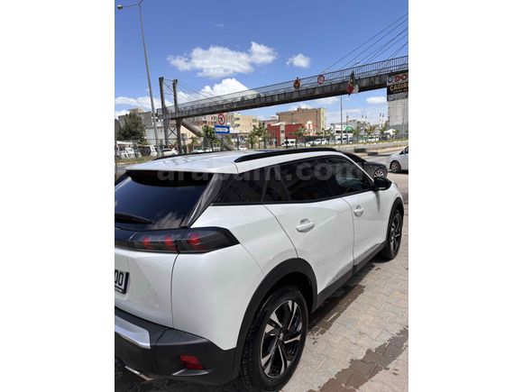 Sahibinden Peugeot 2008 1.2 PureTech Allure 2022 Model 