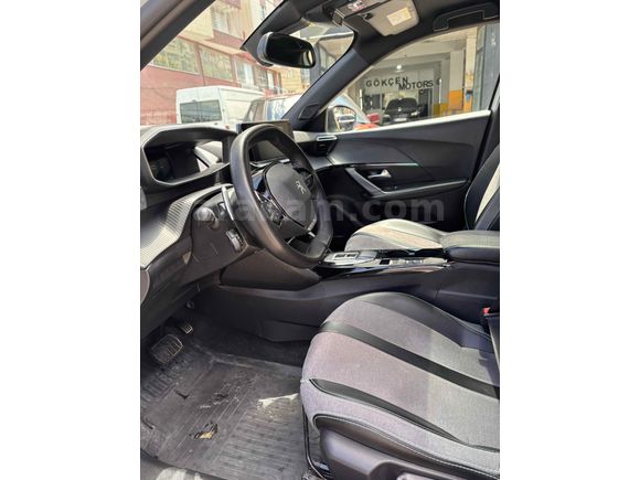 Sahibinden Peugeot 2008 1.2 PureTech Allure 2022 Model 