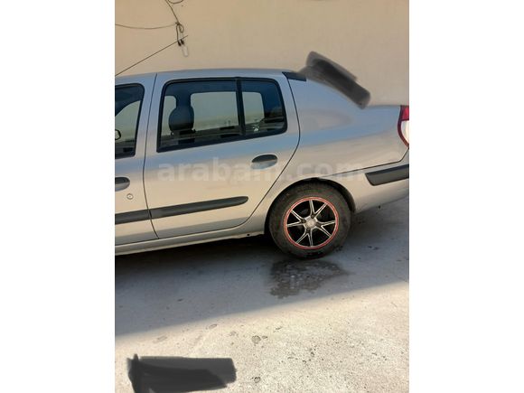 Sahibinden Renault Clio 1.4 Alize 2005 Model