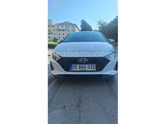 Sahibinden Hyundai i20 1.4 MPI Style 2021 Model
