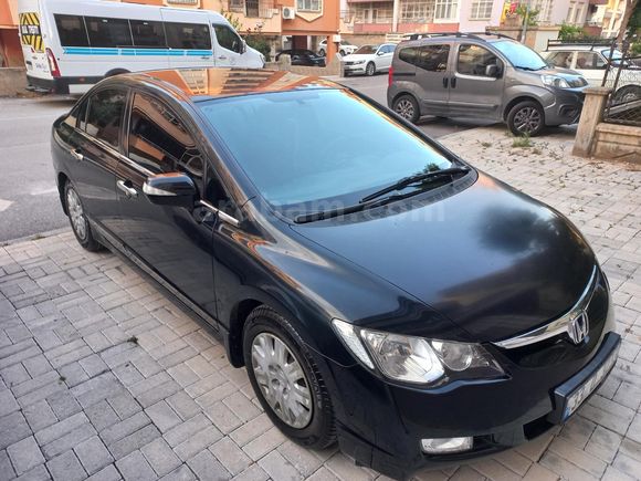 Sahibinden Honda Civic 1.6i VTEC Dream 2009 Model