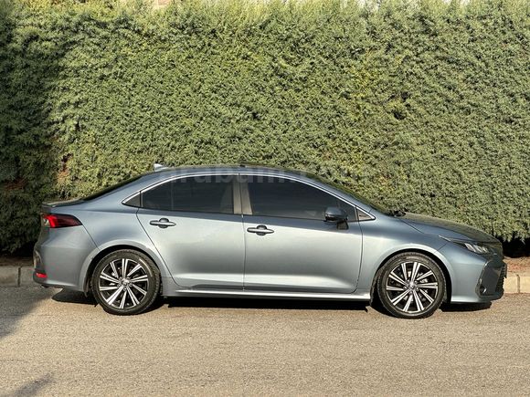 AKDAĞLAR OTOMOTİVDEN TEMİZ 1.5 COROLLA