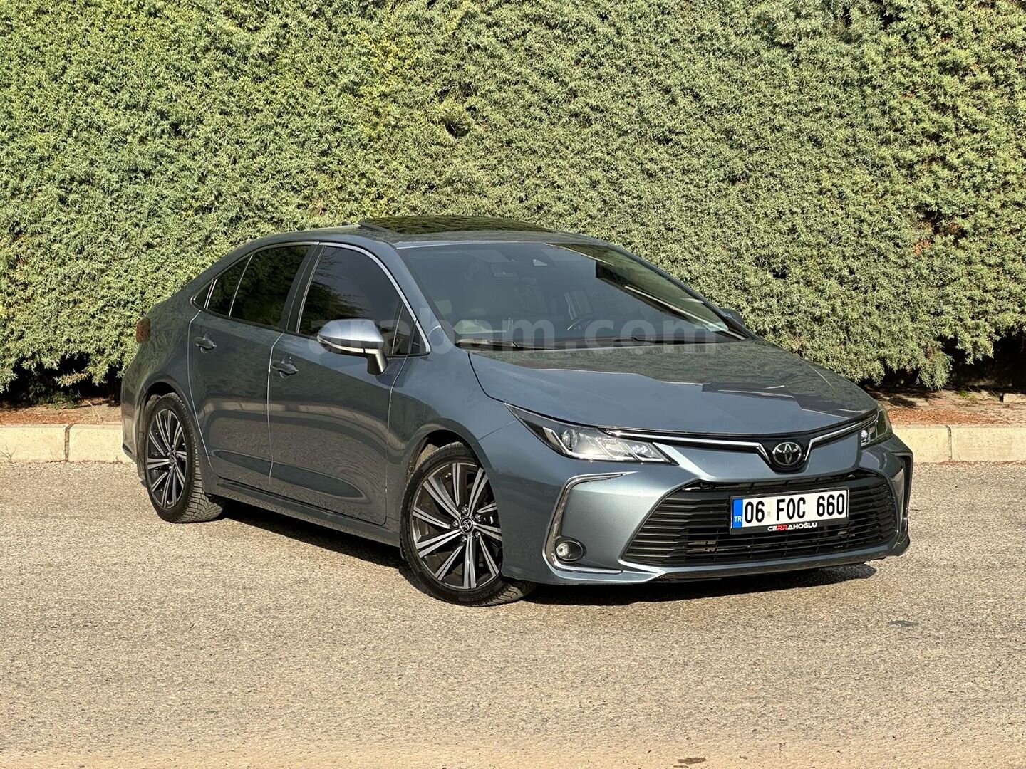 Galeriden Toyota Corolla 1.5 Flame X-Pack 2022 Model Samsun 60.000 km Gri 1