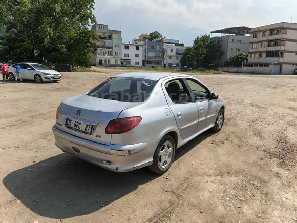 Sahibinden Peugeot 206 1.4 Executive 2008 Model