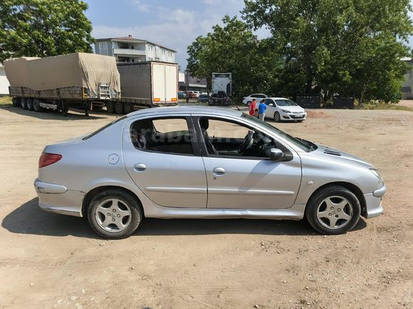 Sahibinden Peugeot 206 1.4 Executive 2008 Model