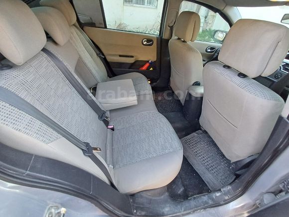 Sahibinden Renault Megane 1.5 dCi Dynamique 2005 Model
