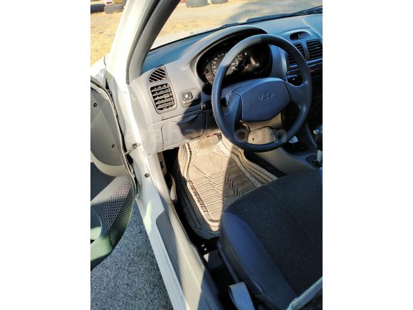 Sahibinden Hyundai Accent 1.3 LX 2001 Model