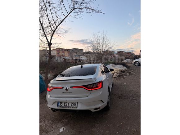 Sahibinden Renault Megane 1.5 dCi Touch Plus 2020 Model 