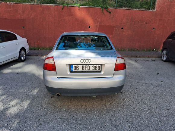 Audi A4 1.6 / Değişensiz - Hatasız Ayarında / Düşük KM