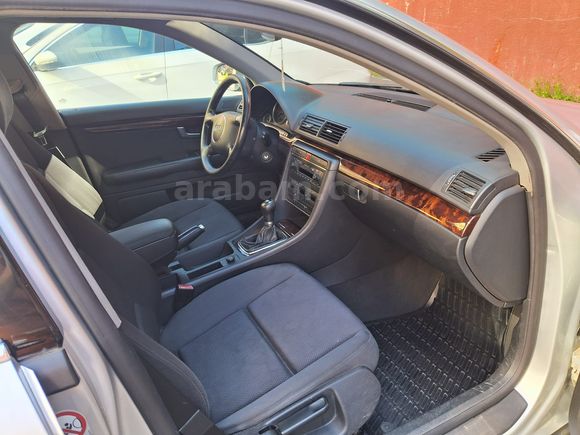 Audi A4 1.6 / Değişensiz - Hatasız Ayarında / Düşük KM