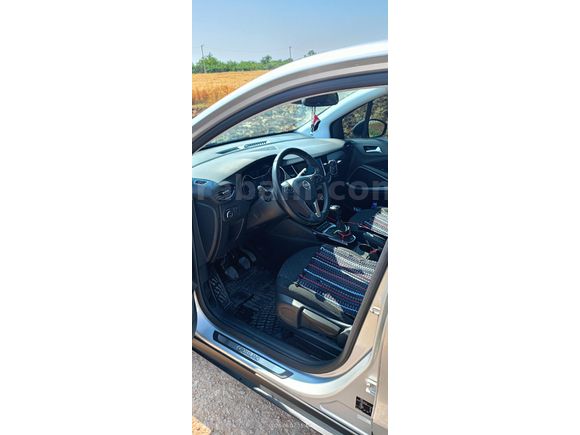 Sahibinden Opel Crossland 1.2 T Essential 2023 Model