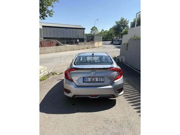 Sahibinden Honda Civic 1.6i VTEC Eco Executive 2018 Model 