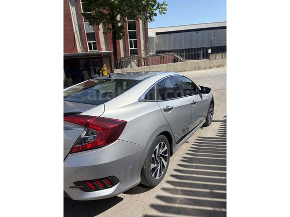 Sahibinden Honda Civic 1.6i VTEC Eco Executive 2018 Model 