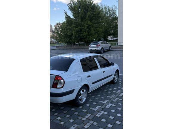 Sahibinden Renault Clio 1.4 Authentique 2004 Model 