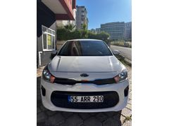Hatasız Boyasız Değişensiz Kia Rio 1.4 CRDi Comfort 2017 Model  Beyaz