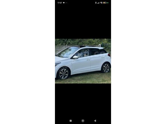Sahibinden Hyundai i20 1.2 MPI Style 2015 Model  183.000 km Beyaz
