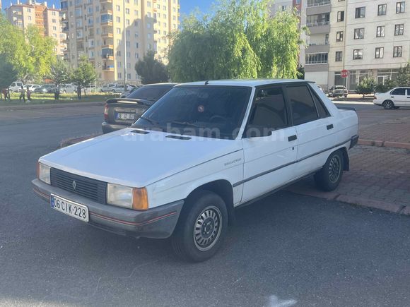 Sahibinden Renault R 9 1.4 Broadway GTE 1992 Model 