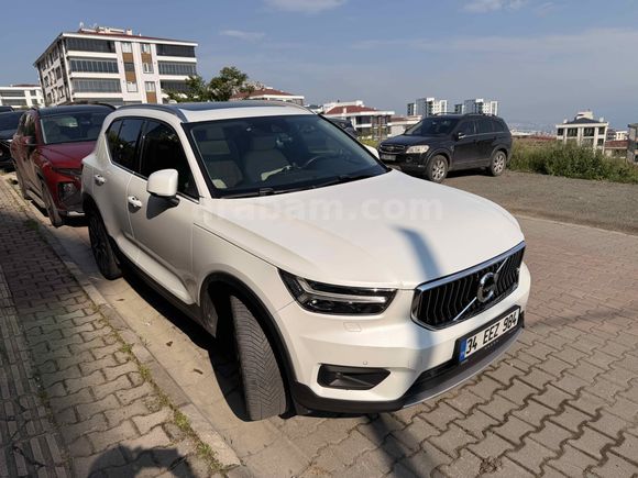 Sahibinden Volvo XC40 1.5 T3 Inscription 2021 Model