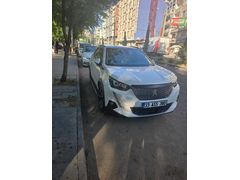 Sahibinden Peugeot 2008 1.2 PureTech Allure Dynamic 2020 Model