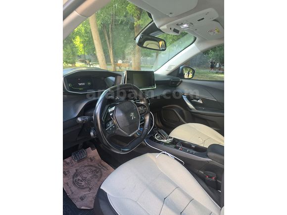 Sahibinden Peugeot 2008 1.2 PureTech Allure Dynamic 2020 Model