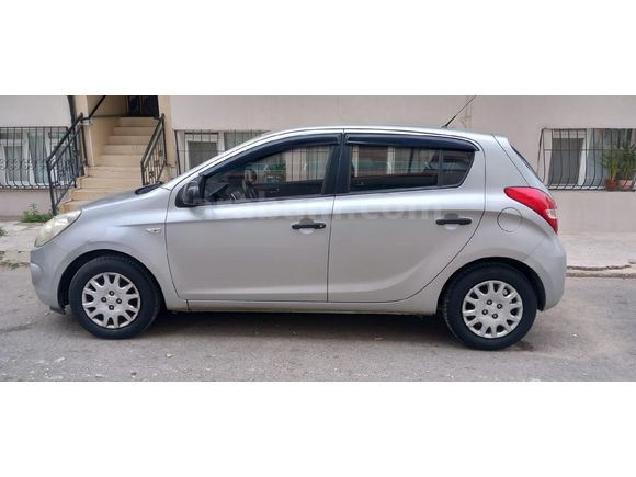 Sahibinden Hyundai i20 1.2 MPI Team 2011 Model