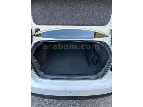 DEĞİŞENSİZ OTOMATİK JETTA 1.4 TSİ