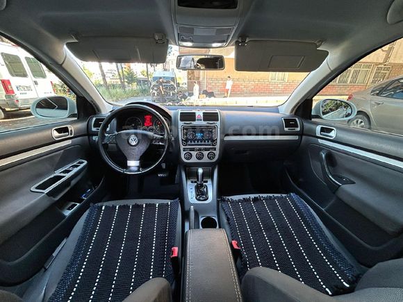 DEĞİŞENSİZ OTOMATİK JETTA 1.4 TSİ