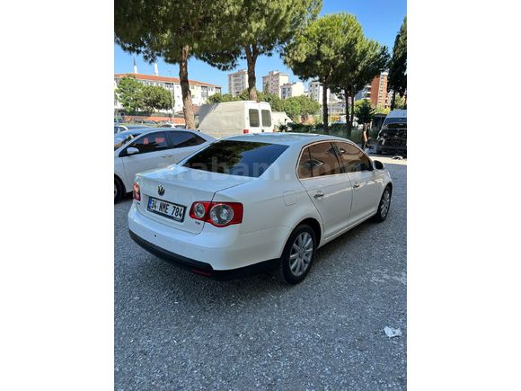 DEĞİŞENSİZ OTOMATİK JETTA 1.4 TSİ