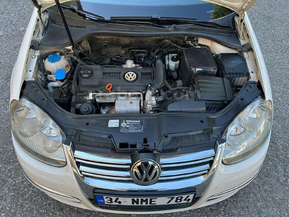 DEĞİŞENSİZ OTOMATİK JETTA 1.4 TSİ
