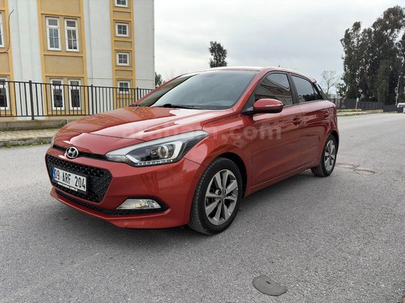 Sahibinden Hyundai i20 1.4 CRDi Style 2014 Model