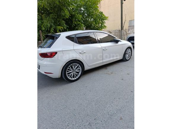 Sahibinden makyajlı kasa Seat Leon 1.6 TDI Style 2017 Model İstanbul