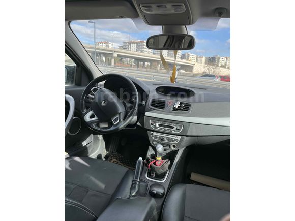 Sahibinden Renault Megane 1.5 dCi Dynamique 2011 Model 