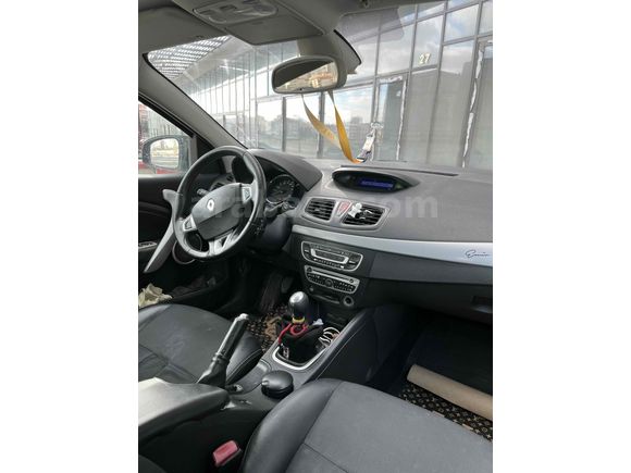 Sahibinden Renault Megane 1.5 dCi Dynamique 2011 Model 