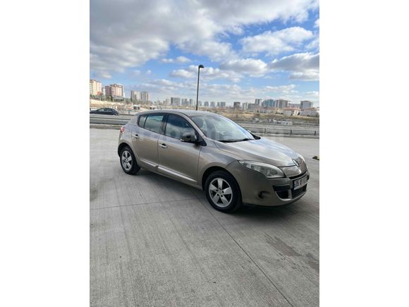 Sahibinden Renault Megane 1.5 dCi Dynamique 2011 Model 