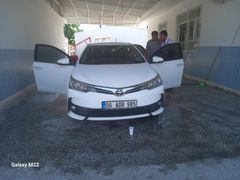 Sahibinden Toyota Corolla 1.4 D-4D Advance 2017 Model  190.000 km Beyaz