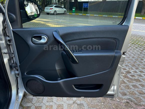 Galeriden Renault Kangoo Multix 1.5 dCi Extreme 2017 Model Bursa