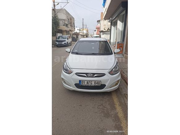 Sahibinden Hyundai Accent Blue 1.6 CRDI Mode Plus 2013 Model