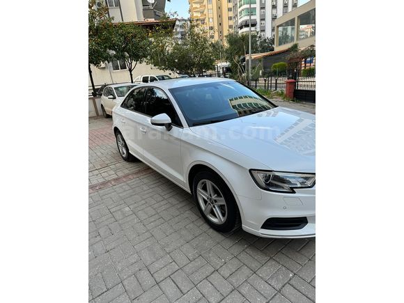 Avukattan 2017 çıkışlı Audi A3 Sedan Dynamic *Cruise Control*