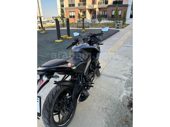 KAZASIZ ÇİZİKSİZ Bajaj Pulsar 200 RS 