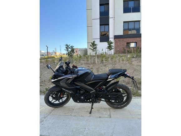 KAZASIZ ÇİZİKSİZ Bajaj Pulsar 200 RS 
