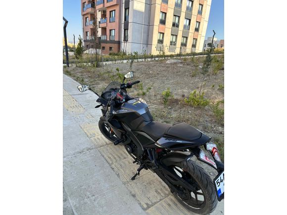 KAZASIZ ÇİZİKSİZ Bajaj Pulsar 200 RS 