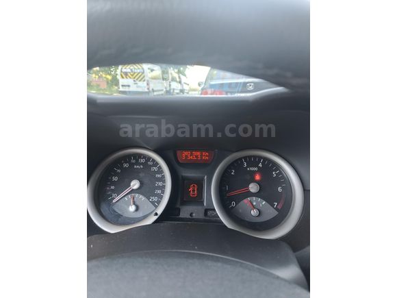 Sahibinden Renault Megane 1.6 Dynamique 2005 Model