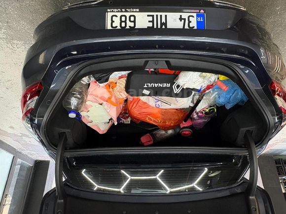 Sahibinden Renault Megane 1.3 TCe Touch 2024 Model  km Gri