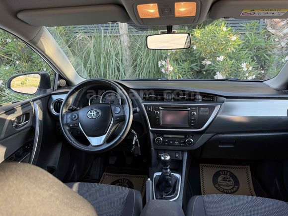 Galeriden Toyota Auris 1.4 D-4D Active Skypack 2013 Model Balıkesir
